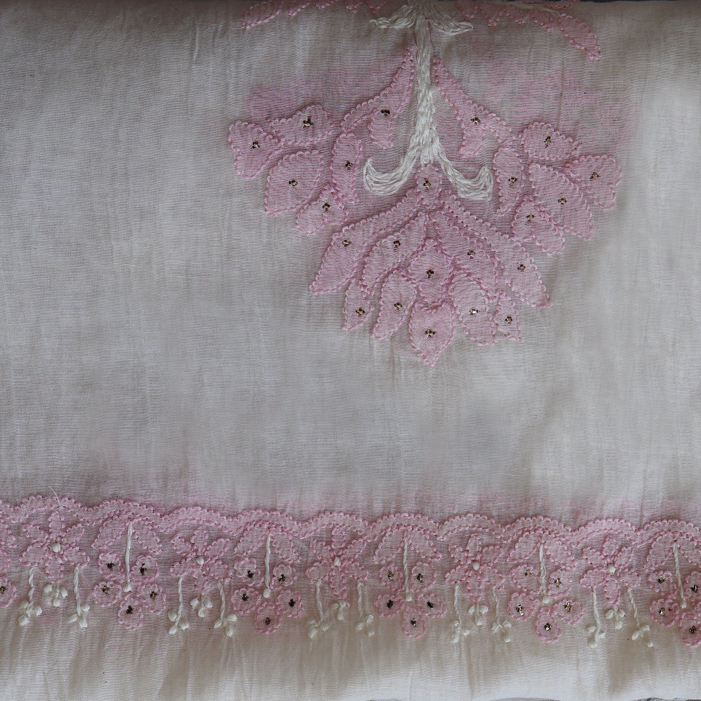 Chanderi Dupatta Hand Embroidery/ Chikankari with Tepchi work